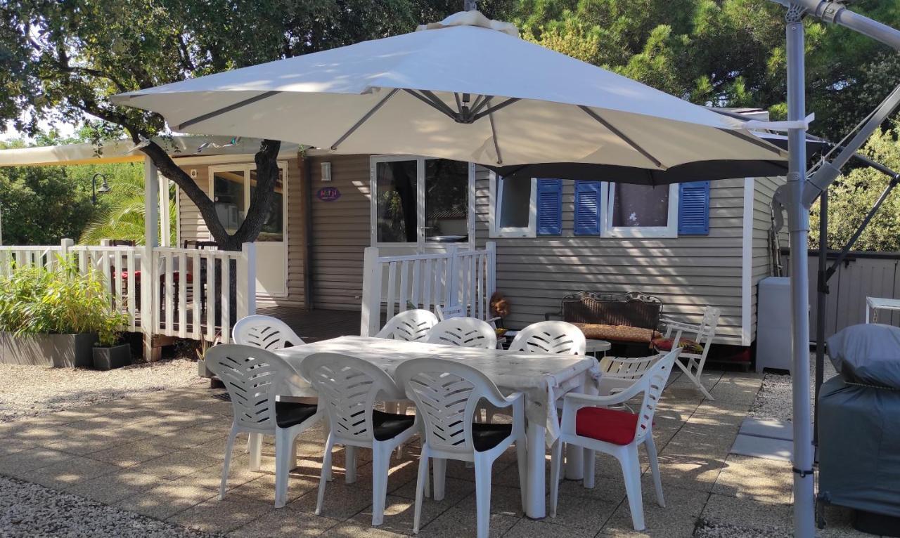 Mobil-Home Le Muy Bagian luar foto